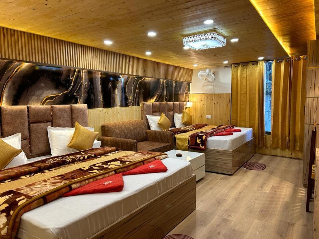 Hotel Ma Heights Dalhousie Bagian luar foto