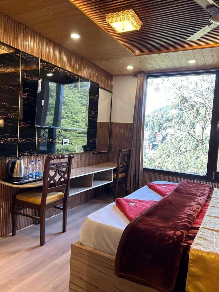 Hotel Ma Heights Dalhousie Bagian luar foto